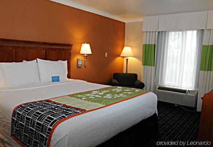 Surestay Hotel By Best Western Ontario Airport Kültér fotó