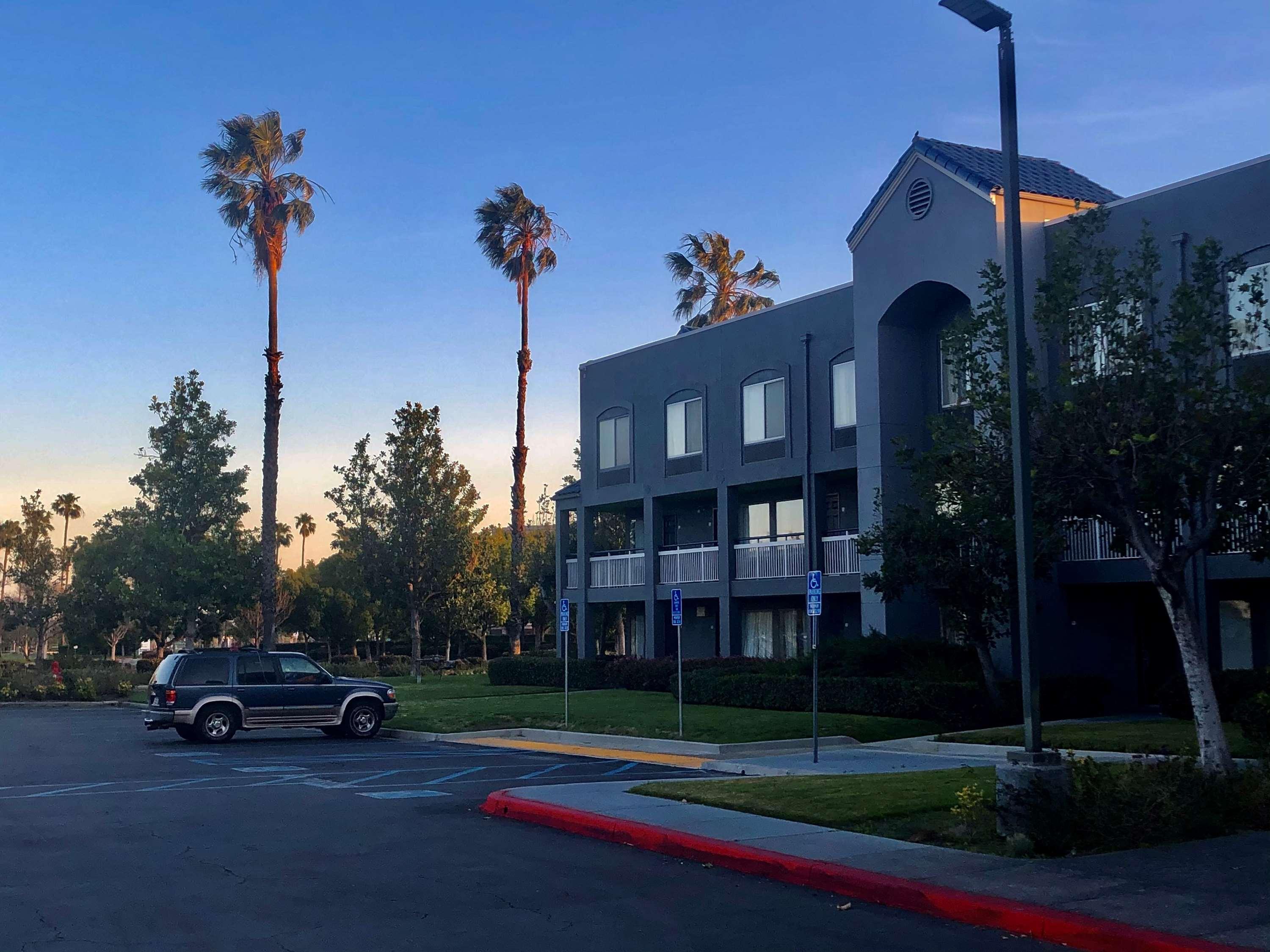 Surestay Hotel By Best Western Ontario Airport Kültér fotó