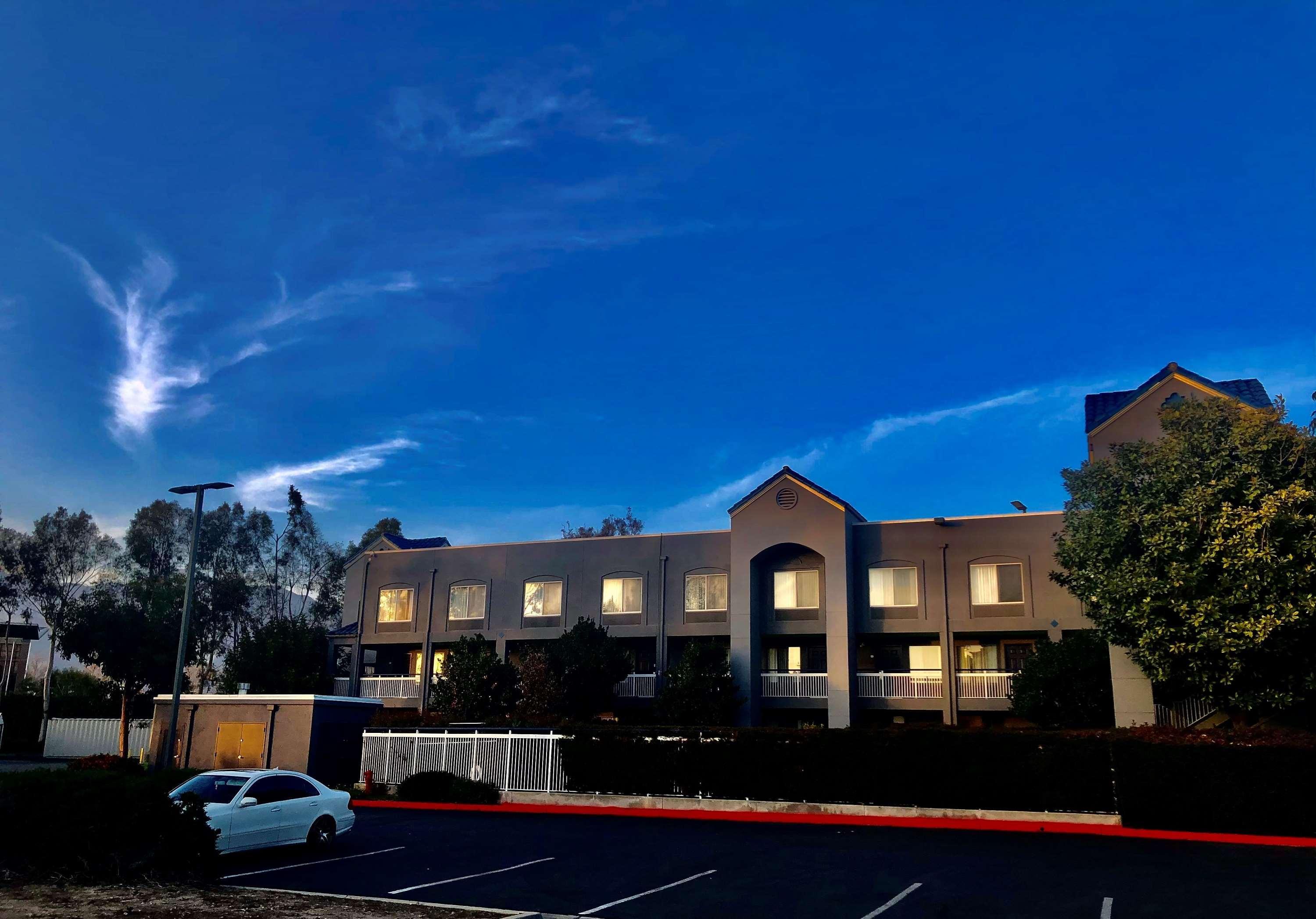 Surestay Hotel By Best Western Ontario Airport Kültér fotó